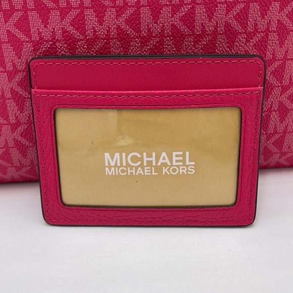 MICHAEL KORS
Large Pebbled Leather Card Holder Case
Electric Pink 
NWT - Picture 12 of 16
